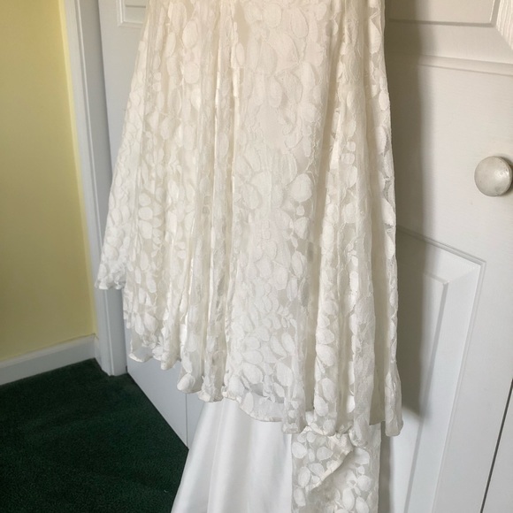 Galina Strapless All Over Lace Dress in Soft White - Picture 3 of 5